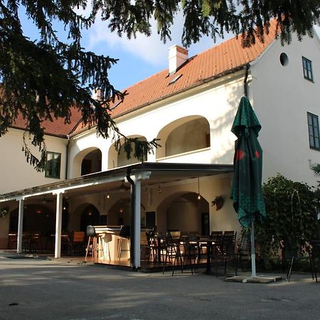 Taverna 1860 Rooms & Apartments Donja Zelina المظهر الخارجي الصورة
