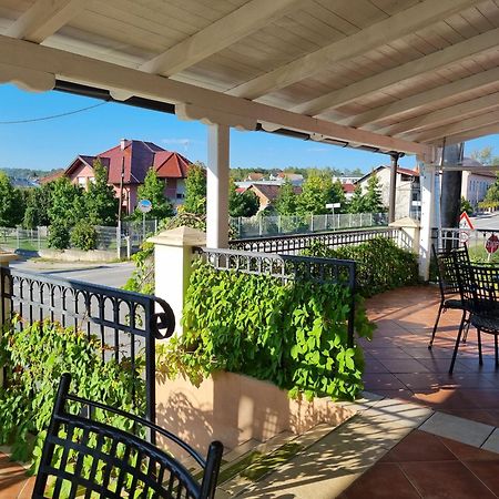 Taverna 1860 Rooms & Apartments Donja Zelina المظهر الخارجي الصورة