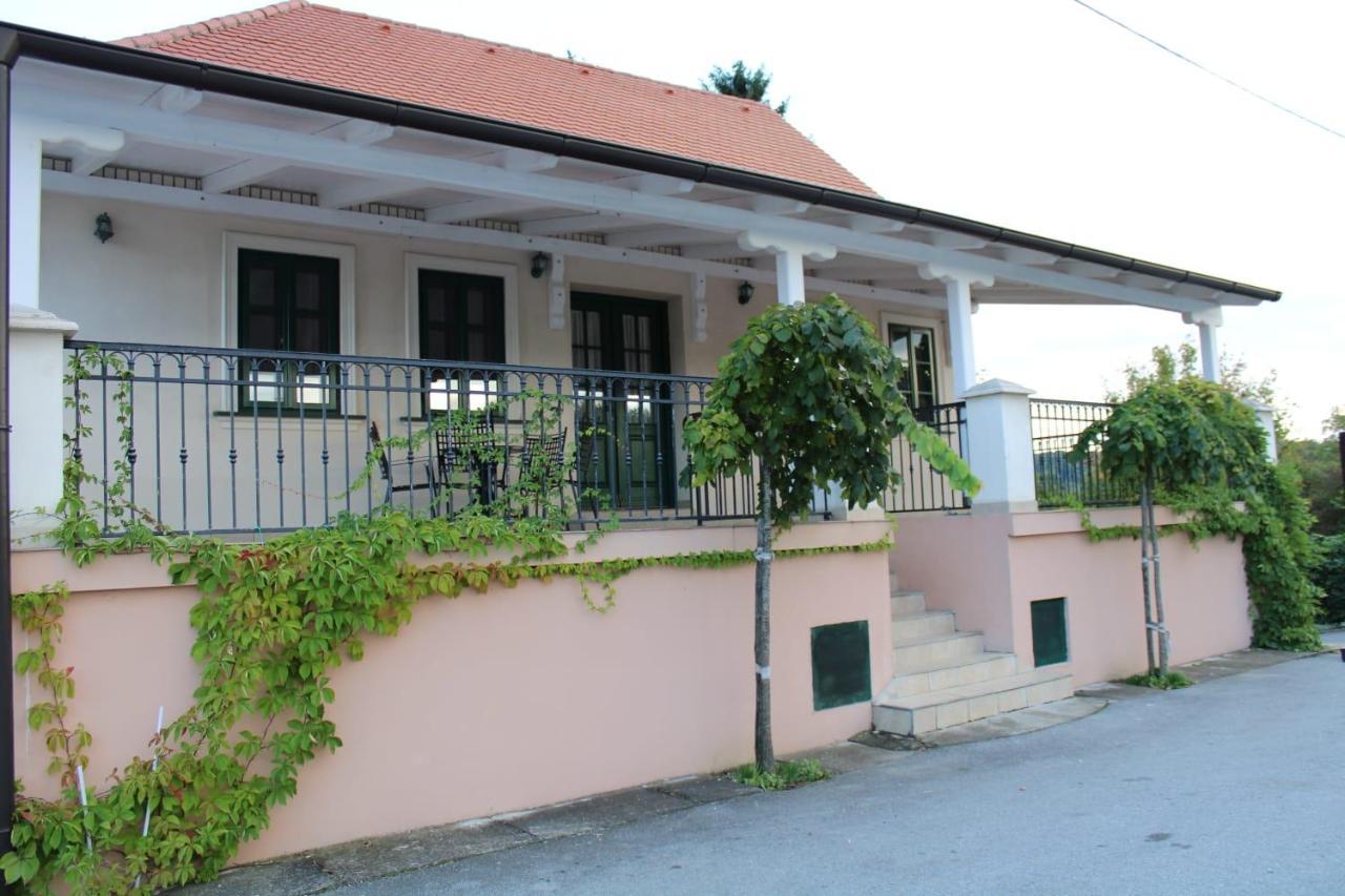 Taverna 1860 Rooms & Apartments Donja Zelina المظهر الخارجي الصورة