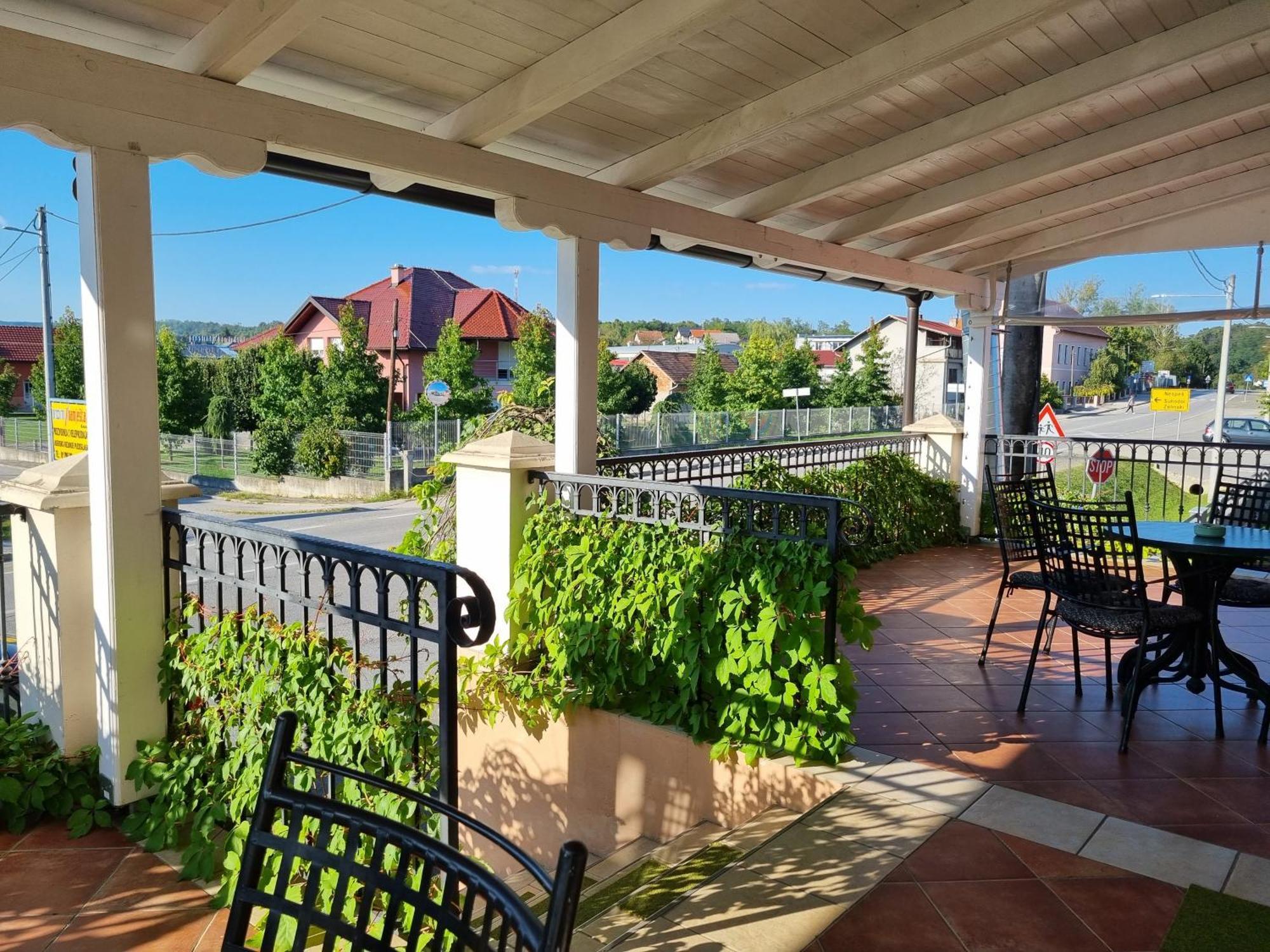 Taverna 1860 Rooms & Apartments Donja Zelina المظهر الخارجي الصورة