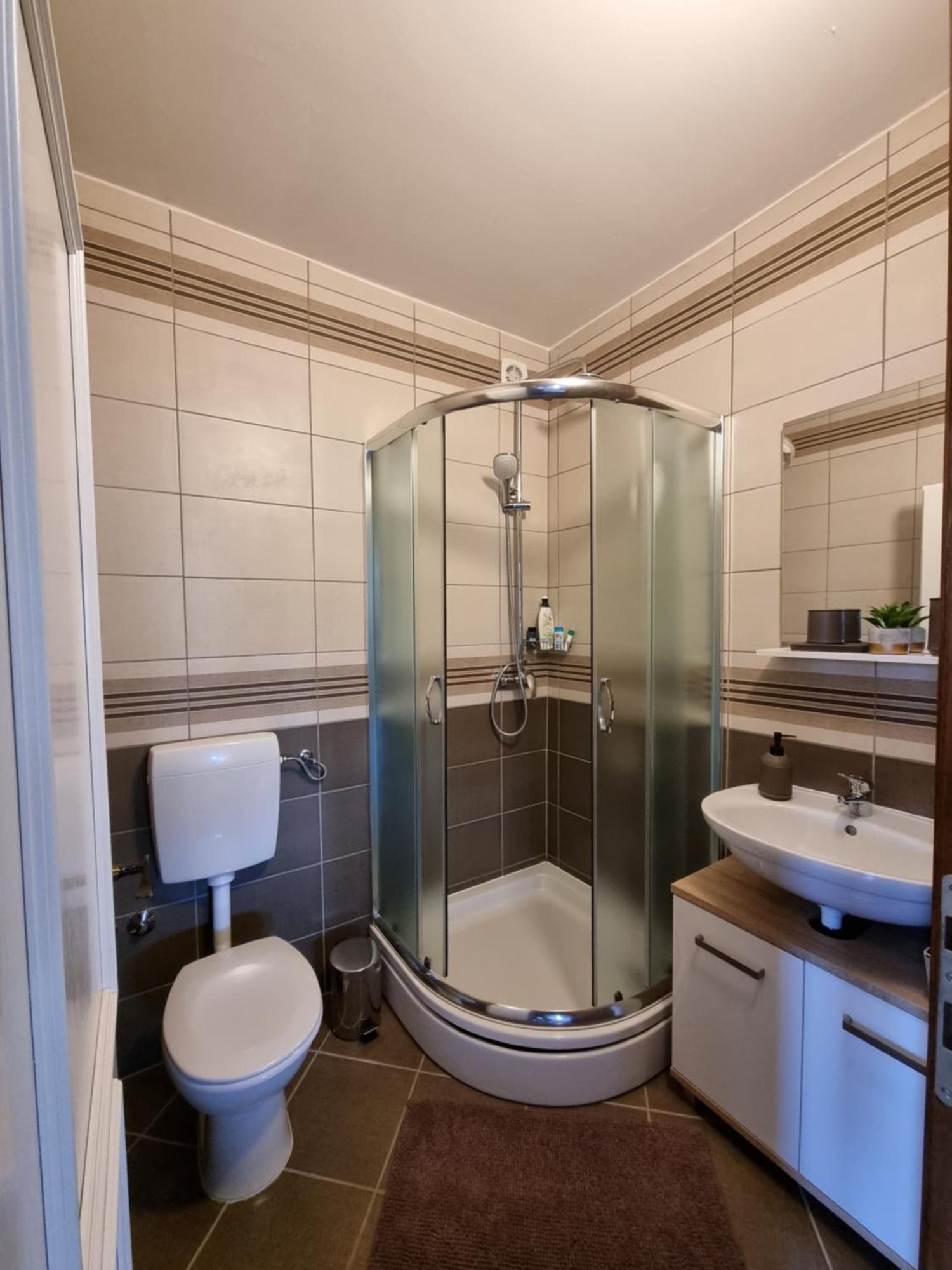 Taverna 1860 Rooms & Apartments Donja Zelina الغرفة الصورة