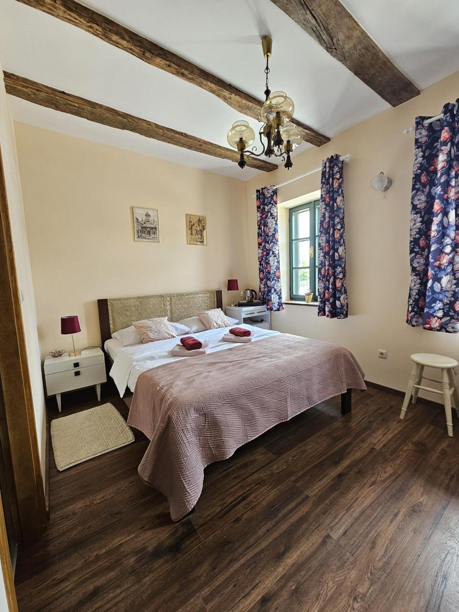 Taverna 1860 Rooms & Apartments Donja Zelina المظهر الخارجي الصورة
